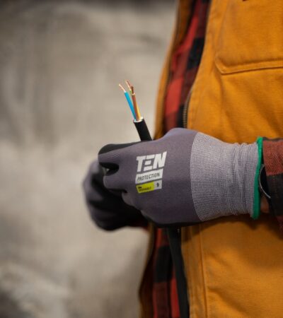 Mennyit keres most egy szakmunkás?